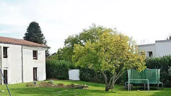 Hotel du Cheval Blanc | Nouvelle-Aquitaine - Deux-Sevres (bölge) - Cerizay