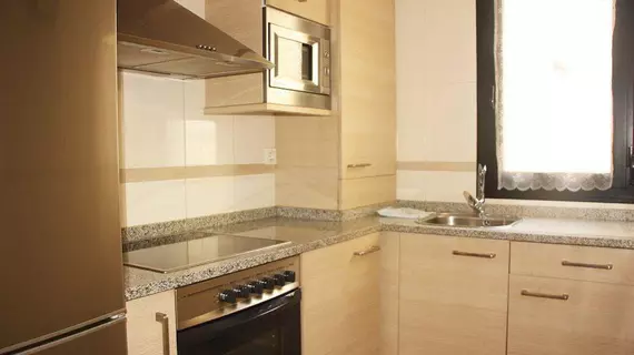 Apartamentos Rodriguez de Córdoba 3000 | Aragon - Zaragoza (vilayet) - Zaragoza - La Almozara