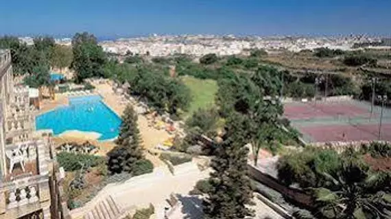 Sundown Court Leisure Resort | Malta - San Gwann