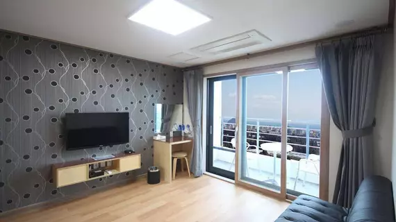 Hyumaru Resort & Hotel | Jeju Adası - Seogwipo - Seogwipo Şehri