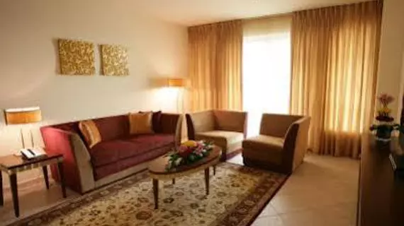 Al Manar Grand Htl Apt | Dubai - Dubai