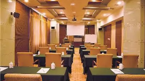 Shaanxi Business Hotel Shanghai | Şanghay (ve civarı) - Şangay - Şanghay Şehir Merkezi