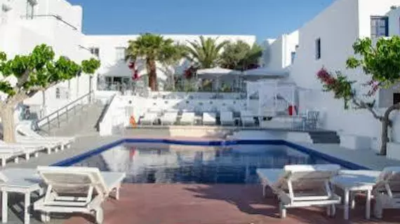 RK Beach Hotel | Ege Adaları - Santorini