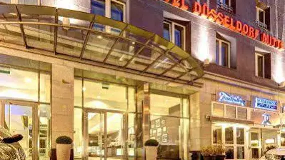 Hotel Düsseldorf Mitte | Kuzey Ren-Westfalia - Düsseldorf (ve civarı) - Düsseldorf - Stadtmitte