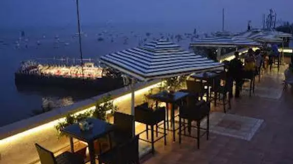 Sea Palace Hotel | Maharaştra - Raigad - Bombay (ve civarı) - Bombay - Kolaba