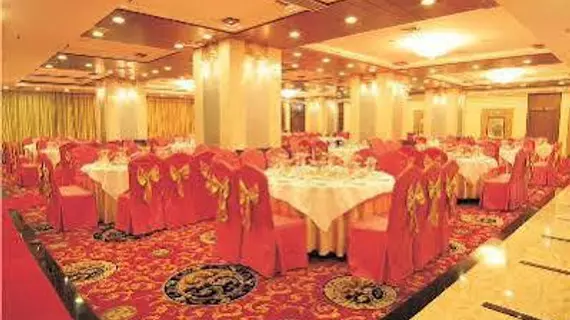 Shaanxi Business Hotel Shanghai | Şanghay (ve civarı) - Şangay - Şanghay Şehir Merkezi