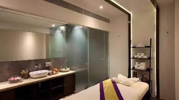 The Fern Hotel | Gujarat - Ahmedabad Bölgesi - Ahmedabad