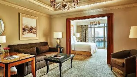 Four Seasons Hotel Cairo at Nile Plaza | Kahire (ve civarı) - Kahire - Garden City