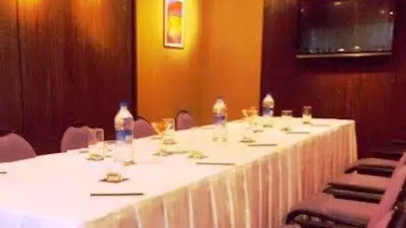 Hotel Studio Estique | Maharaştra - Pune Bölgesi - Pune