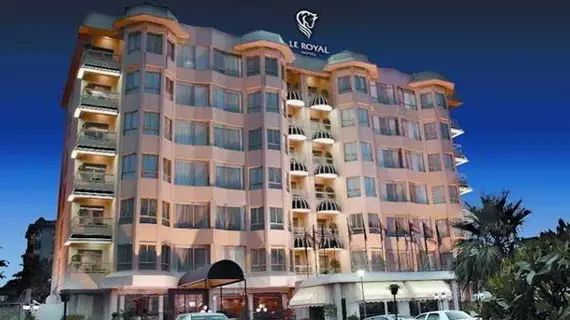 Le Royal Hotel | Kuwait (şehir) (ve civarı) - Kuwait City