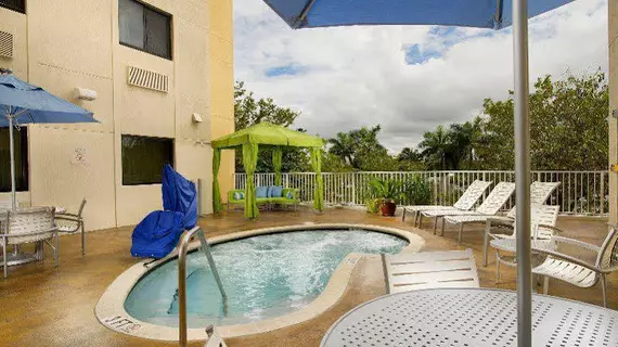 Fairfield Inn & Suites Miami Airport South | Florida - Miami (ve civarı) - Miami