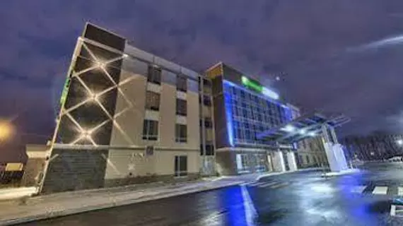 Holiday Inn Express & Suites Vaudreuil | Quebec - Montreal (ve civarı) - Vaudreuil