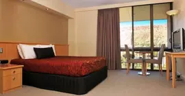 Crowne Plaza Alice Springs Lasseters | Kuzey Bölgesi - Alice Springs (ve civarı) - Desert Springs