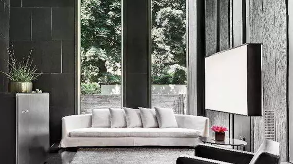 Bulgari Hotels & Resorts Milano | Lombardy - Milano (ve civarı) - Milano - Centro Storico