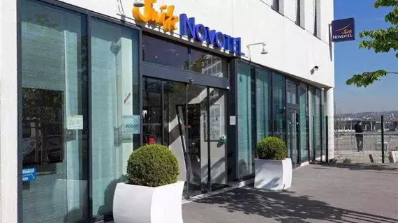 Suite Novotel Marseille Centre Euromed | Provence - Alpes - Cote d'Azur - Bouches-du-Rhone (bölge) - Marseille (ve civarı) - Marsilya - Euromed - La Joliette