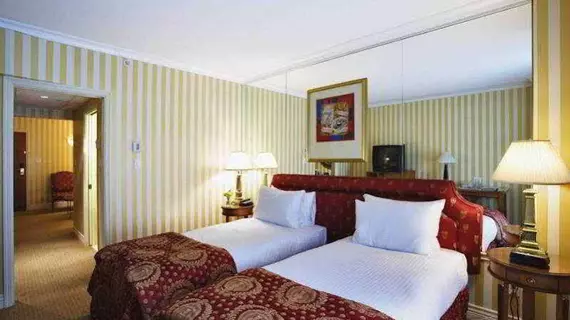 Executive Hotel Le Soleil | Britanya Kolombiyası - Vancouver (ve civarı) - Vancouver - Vancouver Waterfront - Vancouver Şehir Merkezi