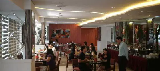 St Giles Makati - St Giles Classic Hotel | Rizal - Manila (ve civarı) - Makati - Makati Merkez İş Bölgesi - Merkez