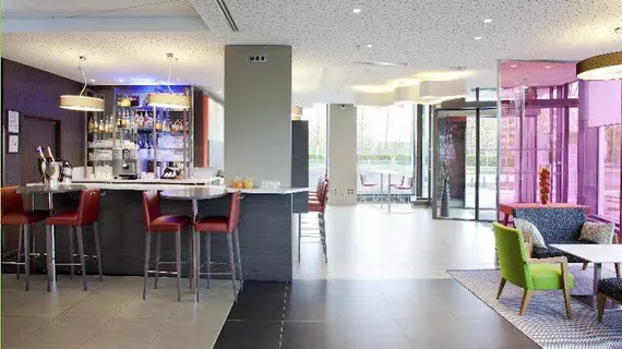 Park Inn by Radisson Lille Grand Stade | Hauts-de-France - Nord (bölge) - Lille (ve civarı) - Villeneuve-d'Ascq - Hôtel-de-Ville