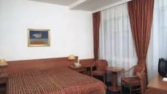 AXA Hotel | Prag - Městská čast Praha 8 (en büyük Prag ilçesi) - Florenc