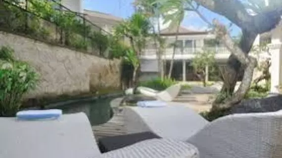 Villa Kresna Boutique Suites | Bali - Badung - Laksmana