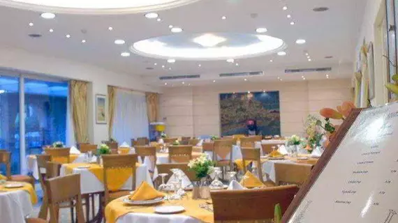 Palmyra Beach Hotel | Attica - Glyfada