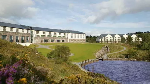 Sneem Hotel | Kerry (kontluk) - Sneem