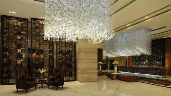 Crowne Plaza New Delhi Mayur Vihar Noida | Batı Delhi - Ulusal Eyalet Başkenti Delhi - Delhi (ve civarı) - Yeni Delhi - Mayur Vihar Phase 1