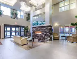 Comfort Suites Kelowna | Britanya Kolombiyası - Kelowna - Rutland