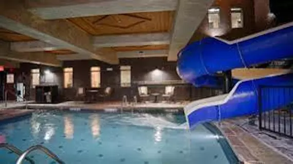 Best Western Premier KC Speedway Inn and Suites | Kansas - Kansas City (ve civarı) - Kansas City