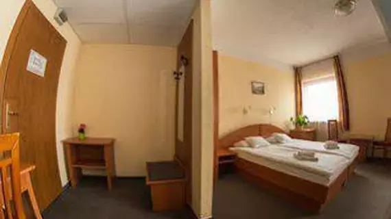 Homoky Hotel Bestline | Pest County - Budapeşte (ve civarı) - Soroksar