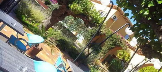 Logis Hotel Le Provencal | Provence - Alpes - Cote d'Azur - Var - Saint-Raphael (ve civarı) - Roquebrune-sur-Argens - Les Issambres