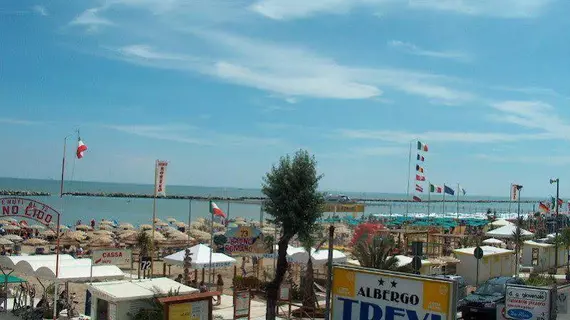 Albergo Trevi | Rimini (vilayet) - Bellaria-Igea Marina - Bordonchio - Igea