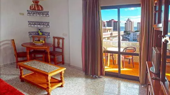 Aparthotel Veramar | Andalucia - Malaga İli - Fuengirola