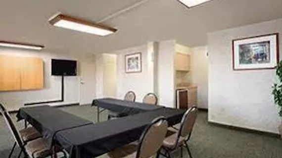 Days Inn and Suites Albuquerque North | New Mexico - Albuquerque (ve civarı) - Albuquerque