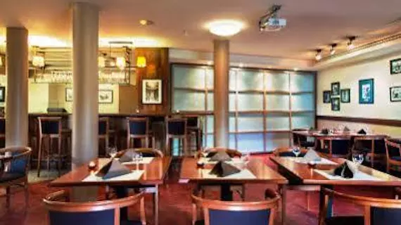 Best Western Sindelfingen City | Baden-Wuerttemberg - Rems-Murr-Kreis - Stuttgart (ve civarı) - Sindelfingen