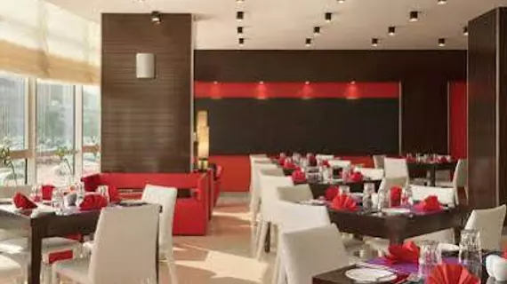 Ramada Encore Doha | Doha (ve civarı) - Doha