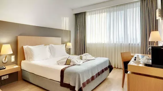 Hotel Mercure Lisboa Almada | Alentejo - Setubal (bölge) - Almada