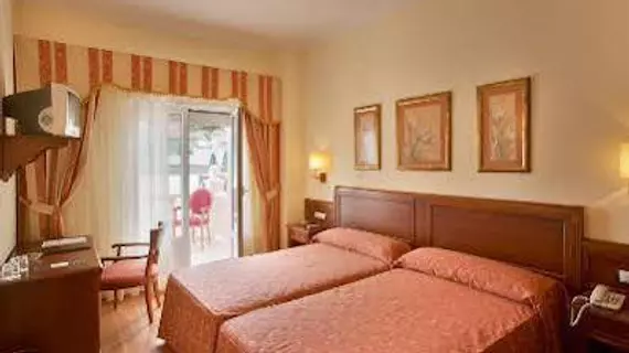 Hotel Villa de Gijón | Asturias - Gijon - Pumarín - Distrito Sur