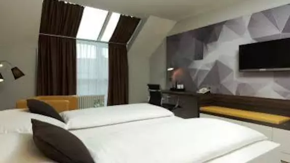 Best Western Sindelfingen City | Baden-Wuerttemberg - Rems-Murr-Kreis - Stuttgart (ve civarı) - Sindelfingen