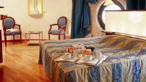 Hotel Carlton | Hauts-de-France - Nord (bölge) - Lille (ve civarı) - Lille - Lille Kent Merkezi