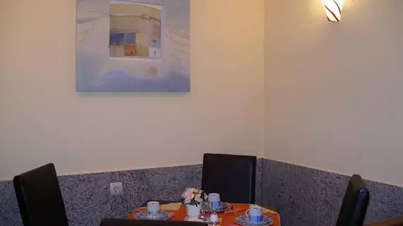 Hotel Elbe | Hessen - Frankfurt (ve civarı) - Frankfurt - Bahnhofsviertel