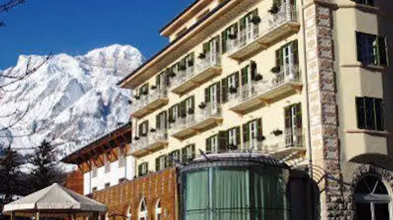 Grand Hotel Savoia | Veneto - Belluno (vilayet) - Cortina d'Ampezzo - Cortina d'Ampezzo Tarihi Merkezi