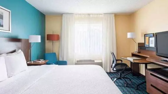 Fairfield Inn & Suites Dallas Park Central | Teksas - Dallas (ve civarı) - Dallas - Park Central