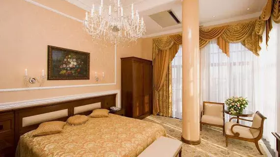 Aton Hotel | Krasnodar Krayı - Krasnodar