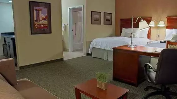 Hampton Inn & Suites Valparaiso | Indiana - Valparaiso