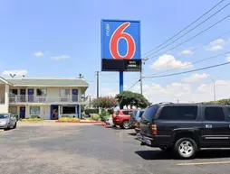 Motel 6 Austin Central - North | Teksas - Austin (ve civarı) - Austin