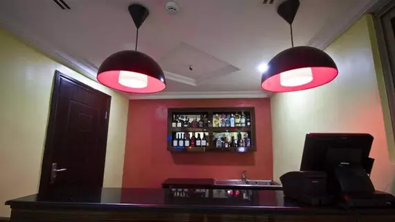 Golf View Hotel & Suites Ikeja | Lagos (ve civarı) - Lagos - Onigbongbo - Ikeja