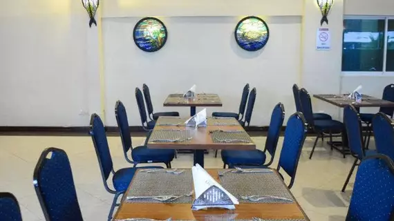 PrideInn Mombasa Hotel | Kwale İlçesi - Mombasa (ve civarı) - Mombasa