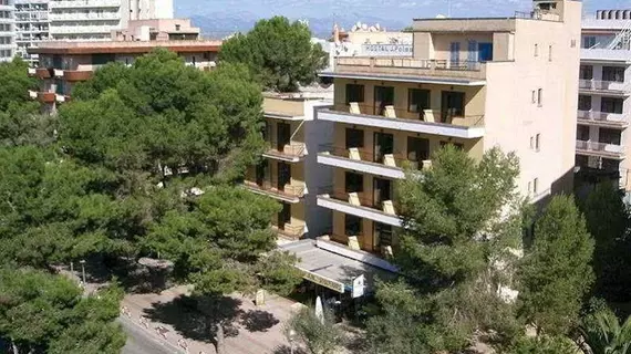 Hostal Arenal Pins | Balearic Adaları - Mayorka Adası - Palma de Mallorca - El Arenal