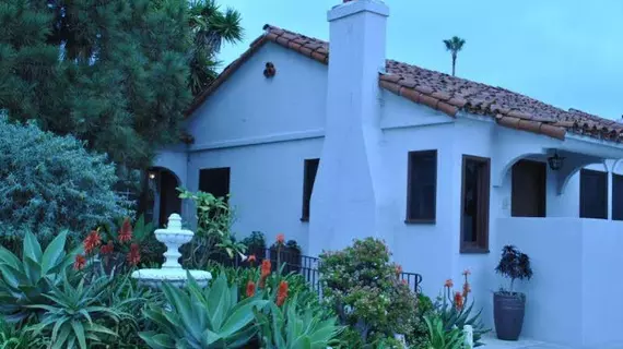 Casa Del Mar Inn | Kaliforniya - Santa Barbara (ve civarı) - Santa Barbara - Santa Barbara Plajı